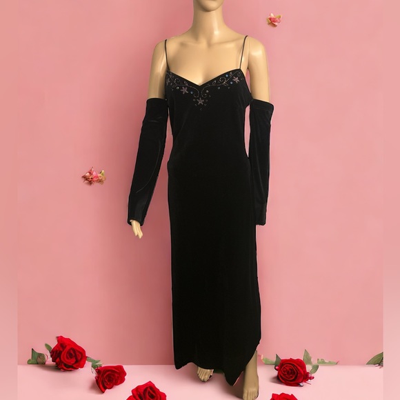 Dave & Johnny Dresses & Skirts - Beaded Velvet Evening Gown